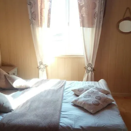 Maison *