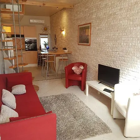 Maison Apartment *